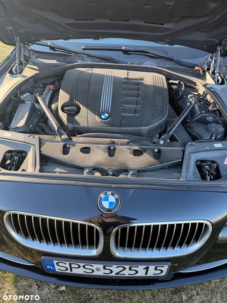 BMW Seria 5 525d - 9