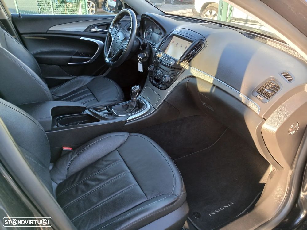 Opel Insignia Sports Tourer 2.0 CDTi Selection S/S - 26