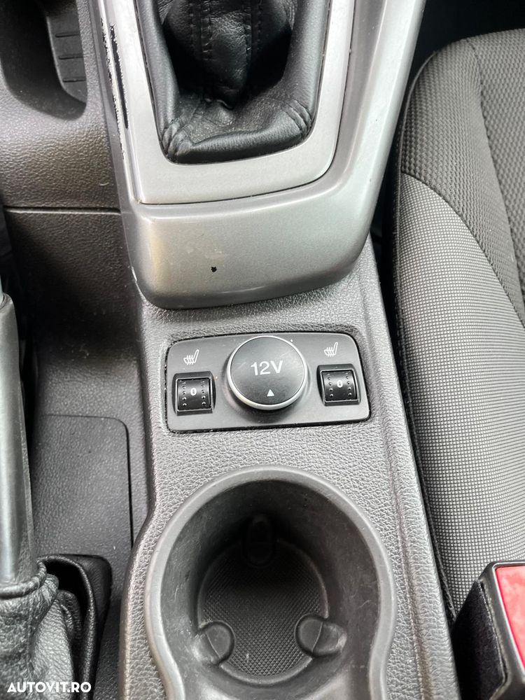 FORD Focus 2013 — imagine 12