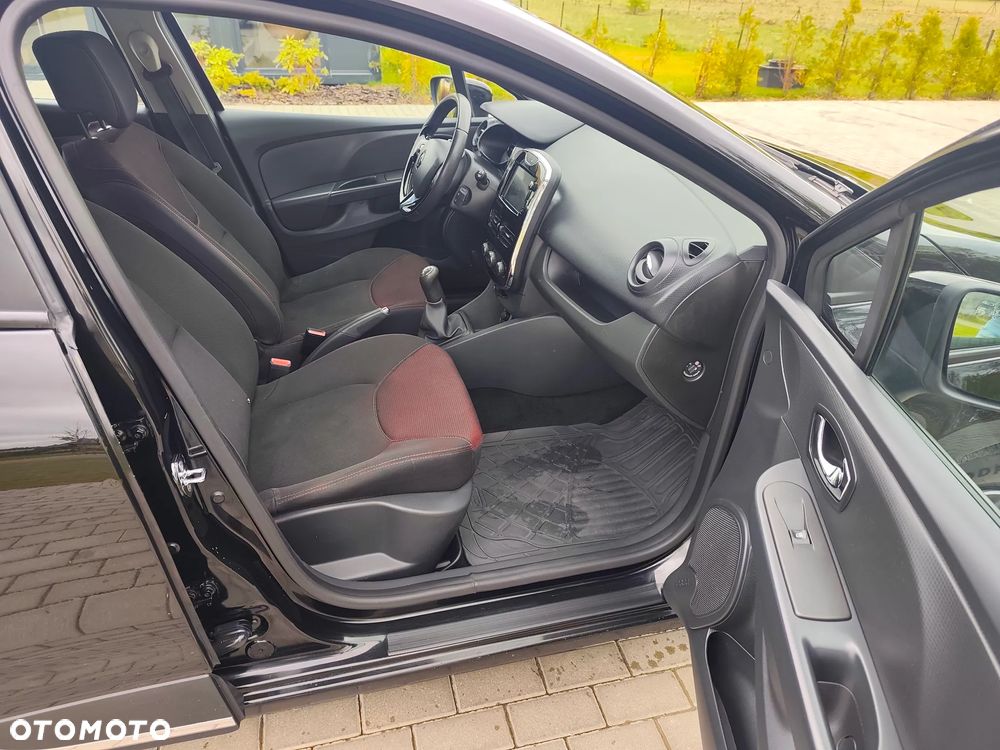 Renault Clio 1.2 16V Expression - 9
