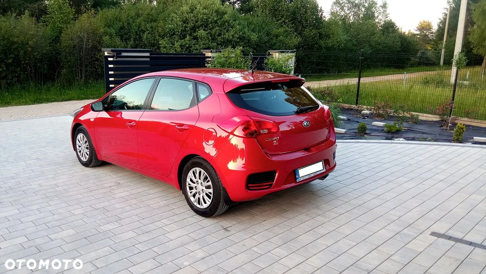 Kia Ceed - 7