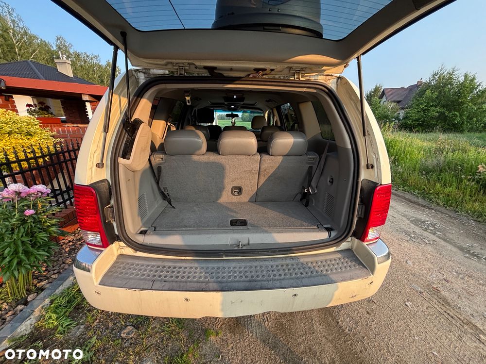 Chrysler Aspen 4.7 Limited AWD - 12
