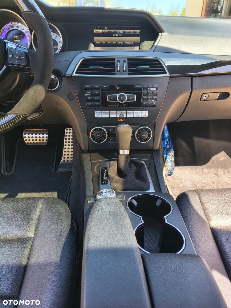 Mercedes-Benz Klasa C 350 4Matic (BlueEFFICIENCY) 7G-TRONIC Avantgarde - 30