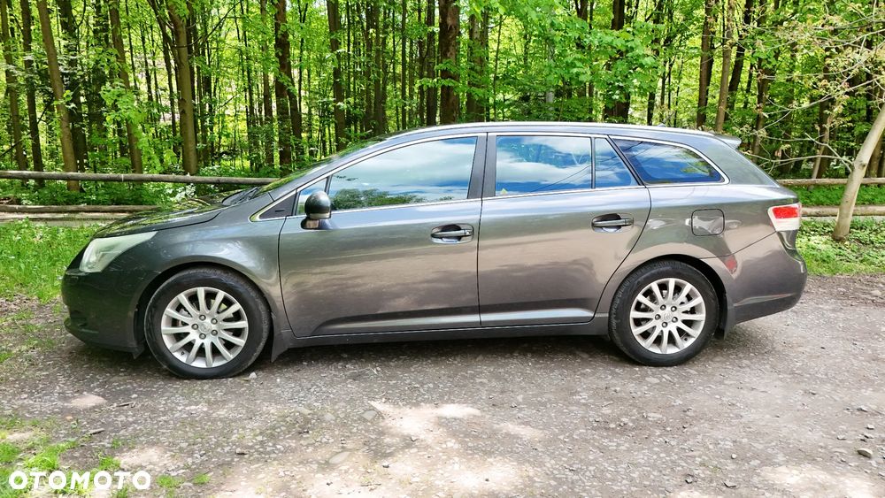 Toyota Avensis 1.8 Edition - 8