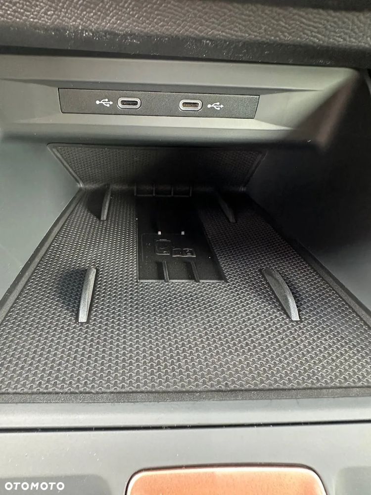 Cupra Leon 1.5 eTSI mHEV DSG - 18