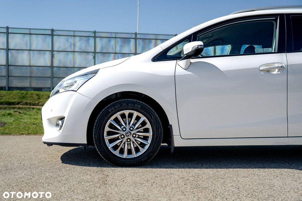 Toyota Verso - 11
