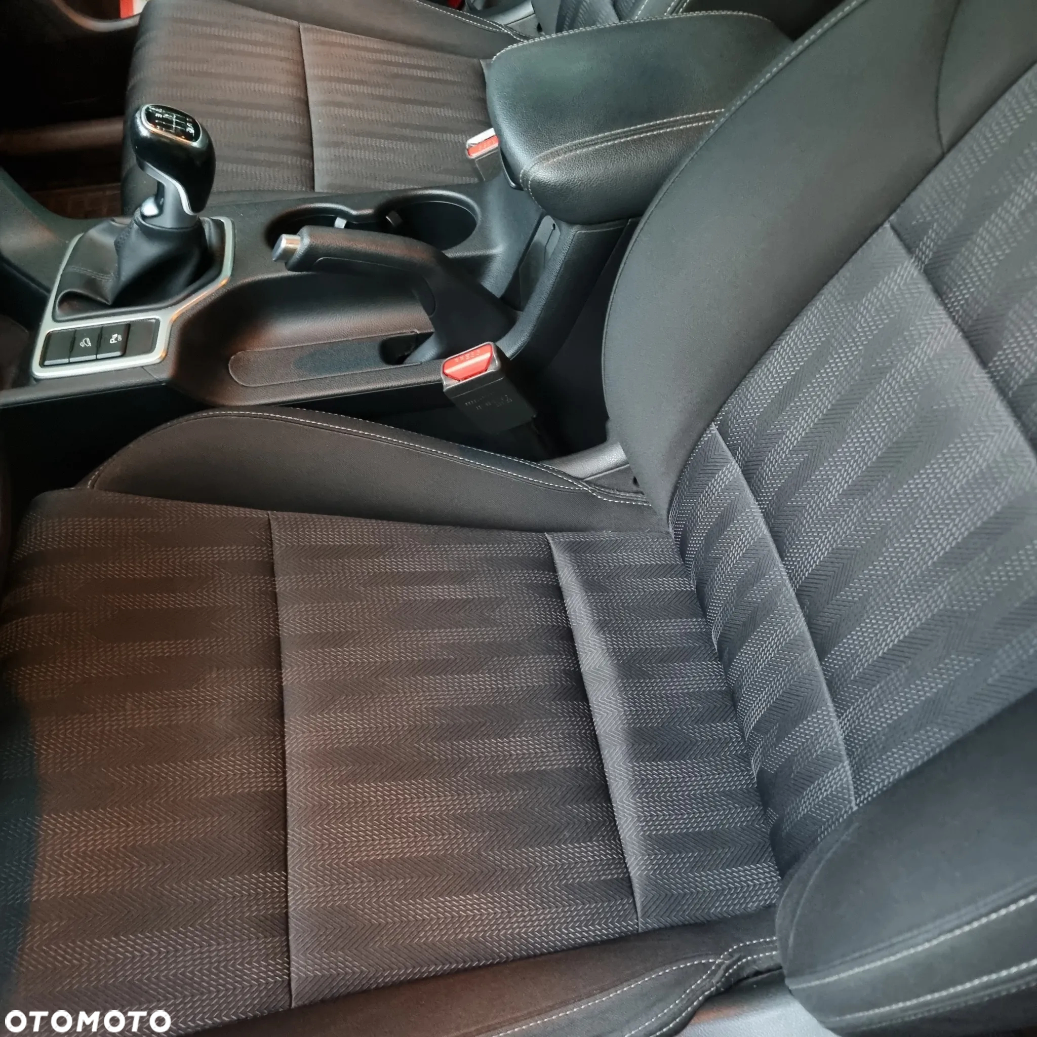 Kia Sportage - 16