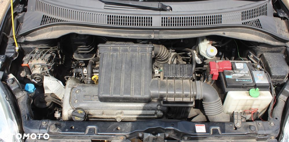Suzuki Swift - 12