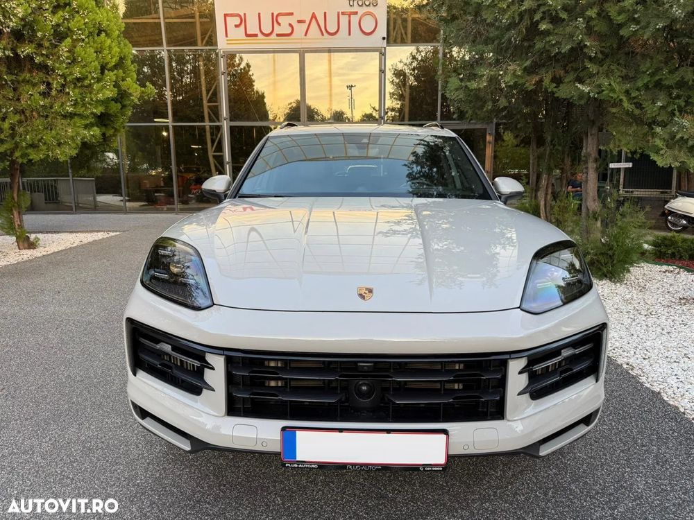 Porsche Cayenne E-Hybrid - 2