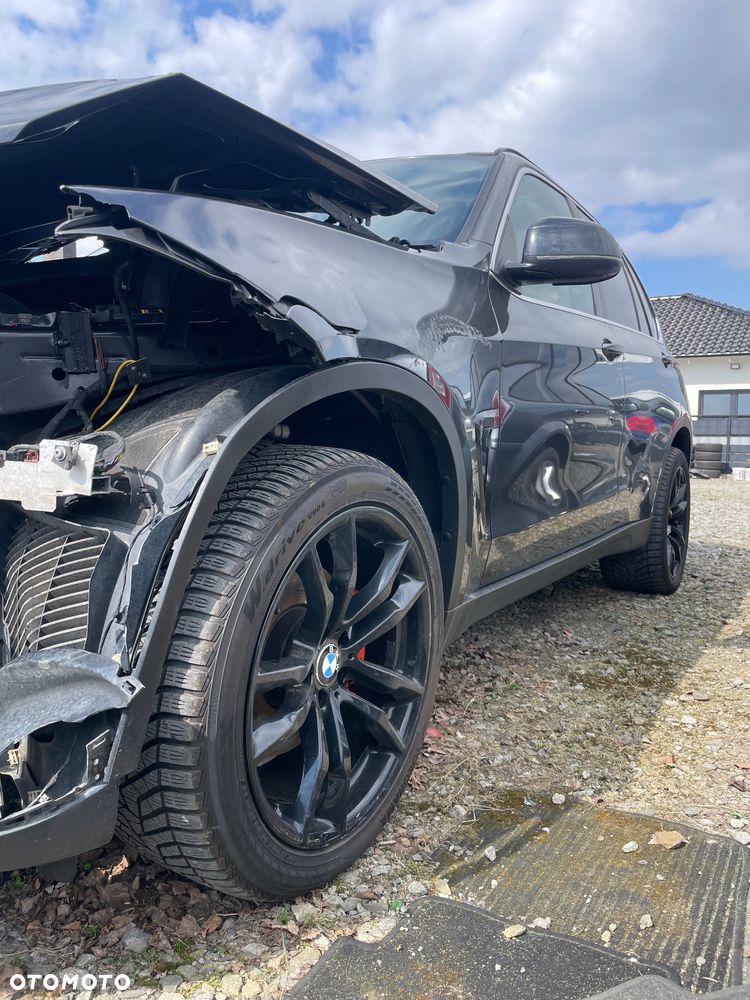 BMW X5 xDrive30d Sport-Aut - 7