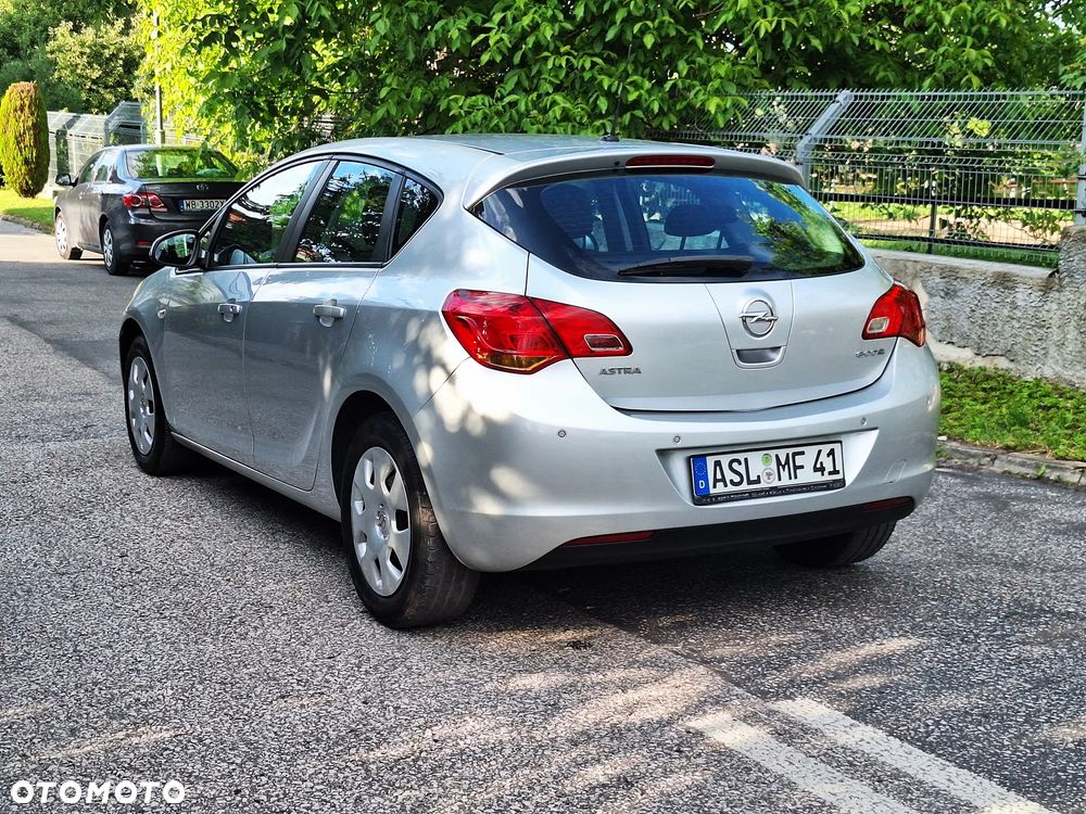 Opel Astra 1.4 Selection - 15