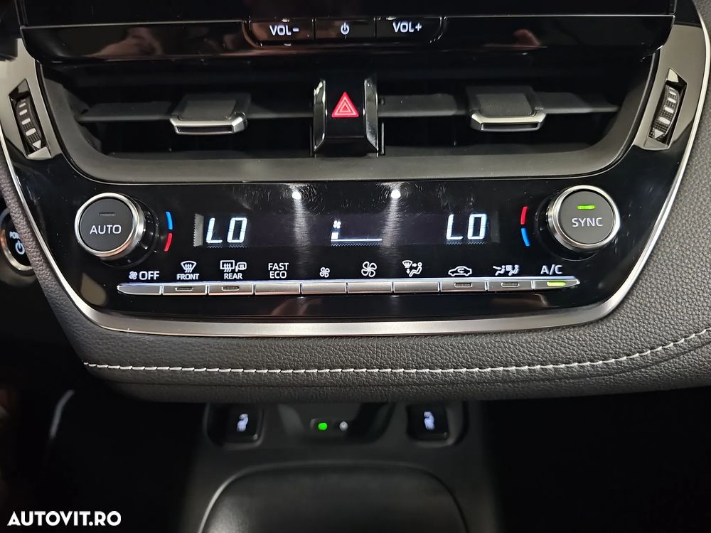 Toyota Corolla - 19