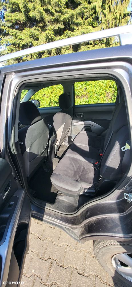 Mitsubishi Outlander 2.0 DID Instyle - 8