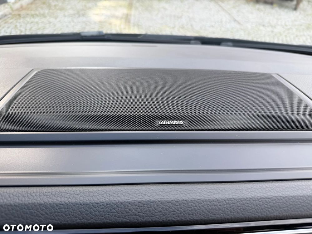 Volkswagen Multivan 2.0 BiTDI L1 Generation SIX - 28
