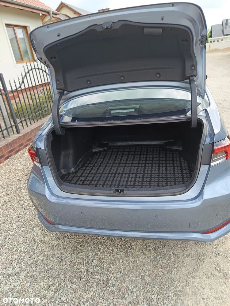 Toyota Corolla 1.6 Comfort - 8