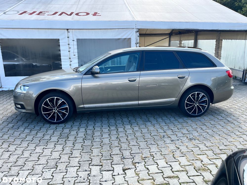 Audi A6 Avant - 14
