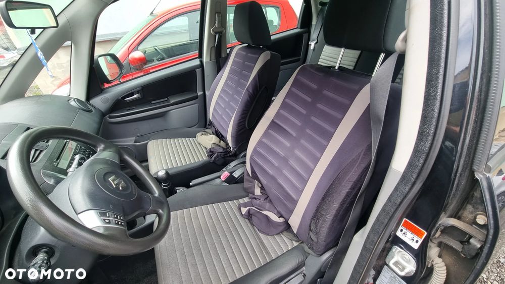 Suzuki SX4 1.6 VVT 4x4 Club - 10