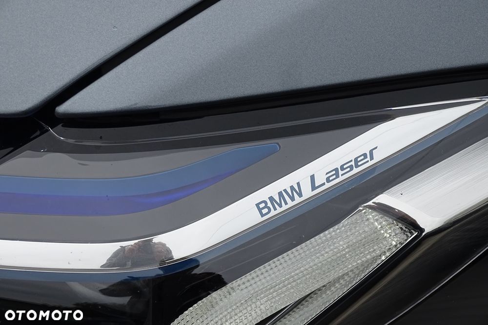 BMW Seria 5 530e xDrive Luxury Line sport - 9