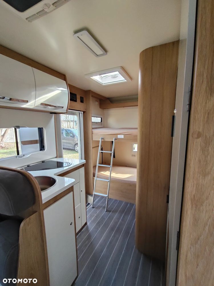 CI Horon 74XT Ford Transit - 17