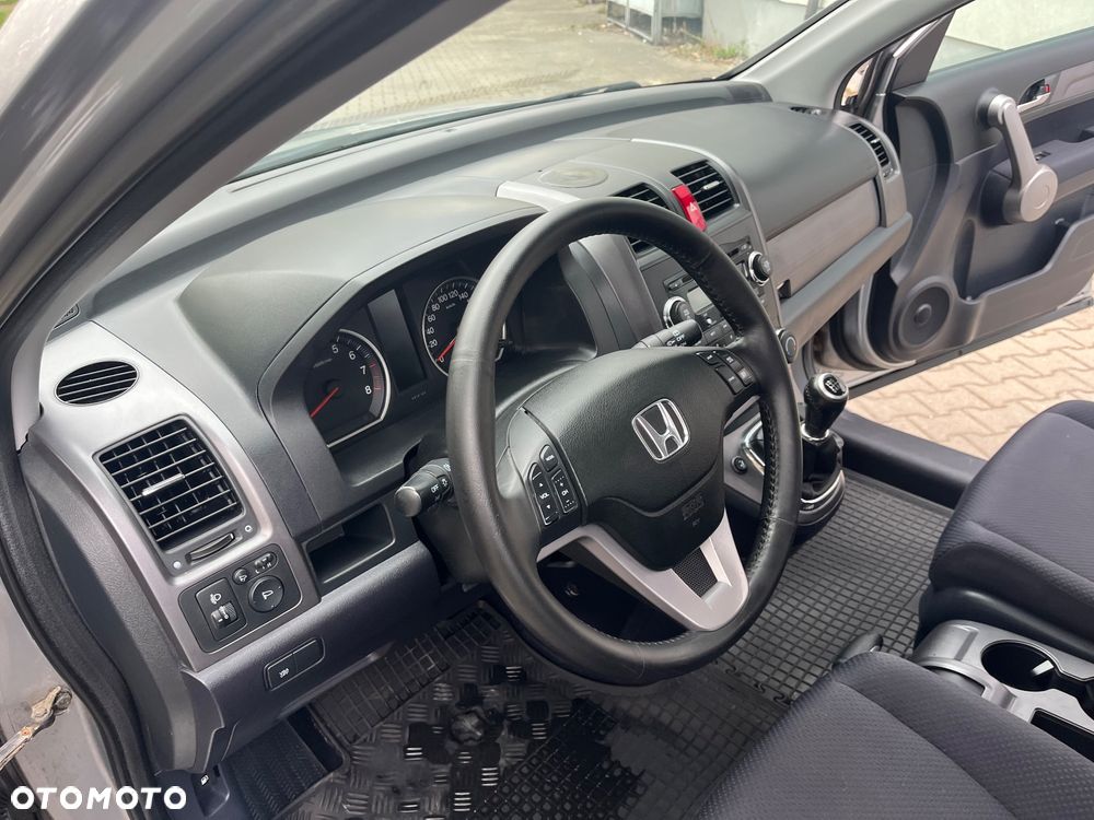 Honda CR-V 2.0i LS - 11