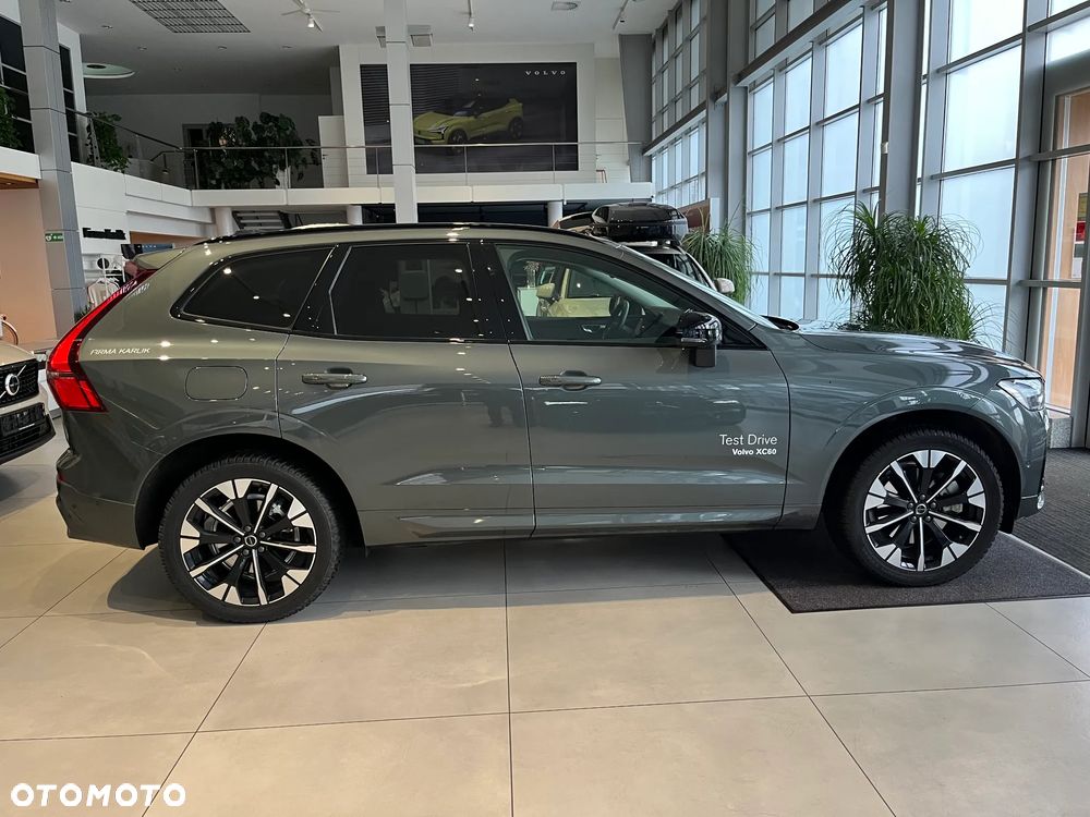Volvo XC 60 T6 Plug-In Hybrid AWD Ultra Dark - 7