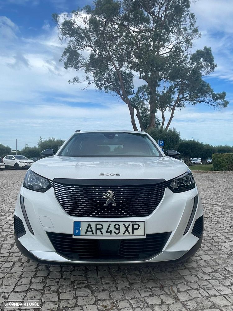 Peugeot 2008 1.2 PureTech Allure EAT8 — fotografia 6