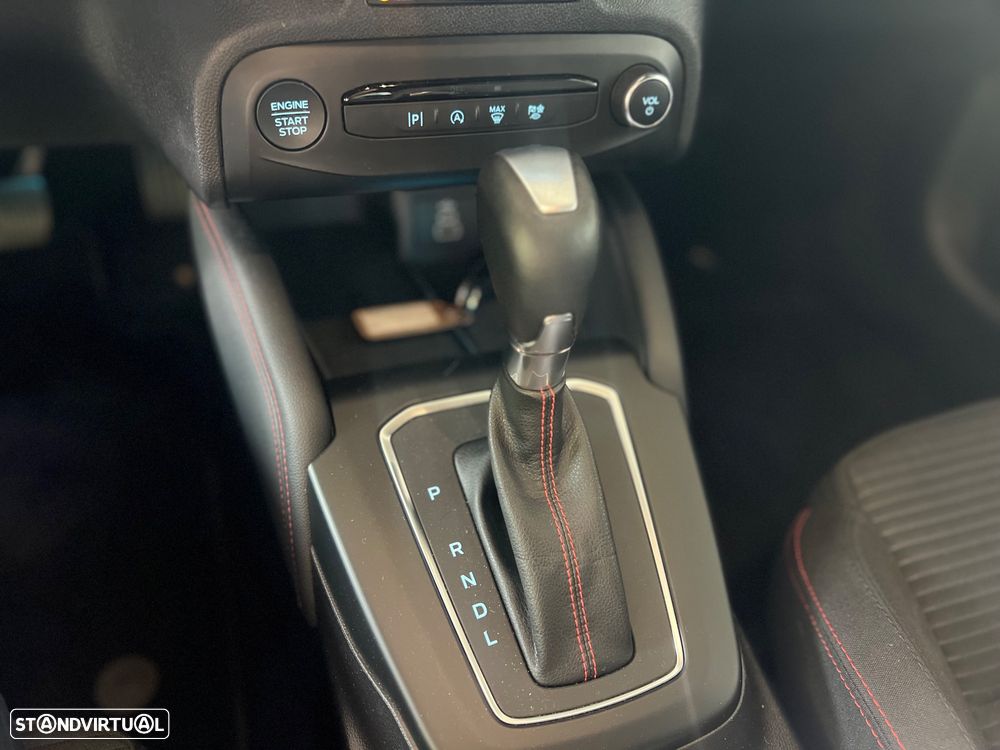 Ford Focus SW 1.0 EcoBoost MHEV ST-Line X Aut. - 10