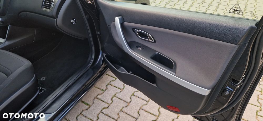 Kia Ceed Cee'd 1.6 CRDi M - 14