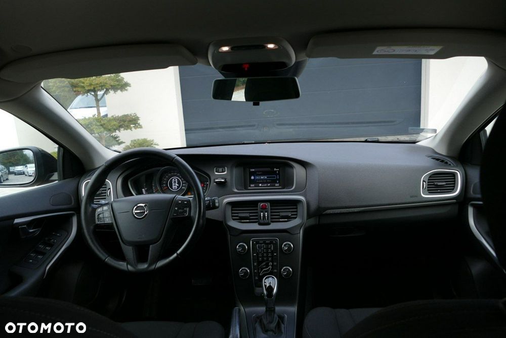 Volvo V40 Cross Country - 5