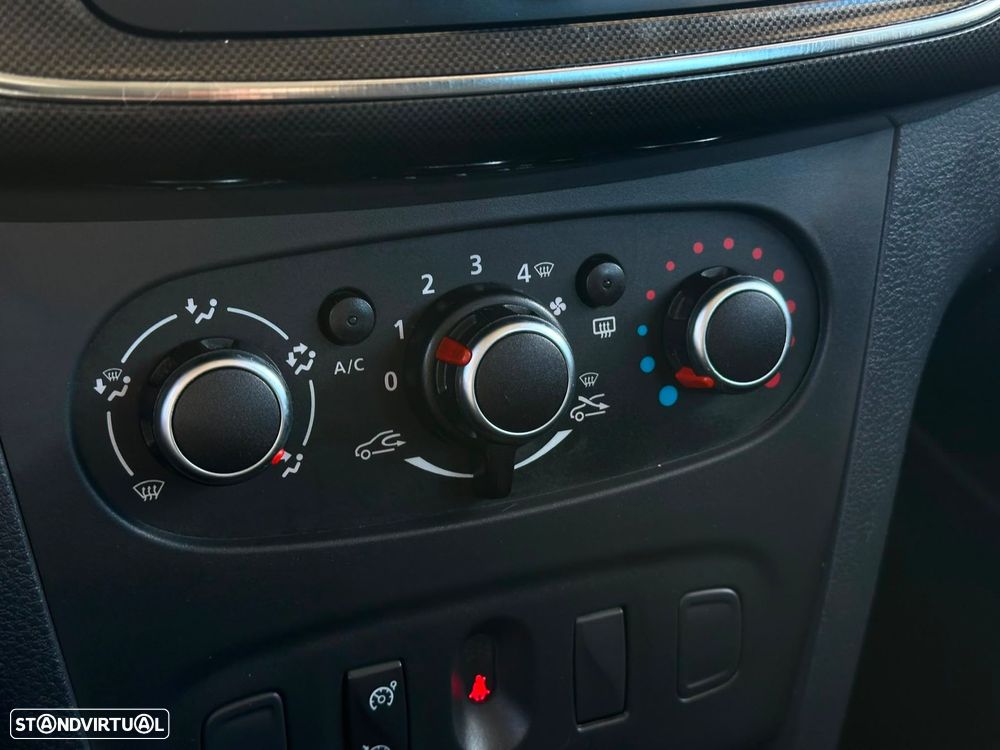 Dacia Sandero 1.0 SCe Comfort - 20
