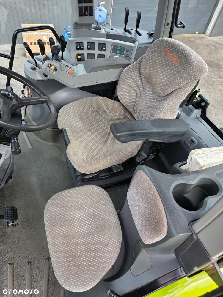 Claas Arion 630 Cis - 11