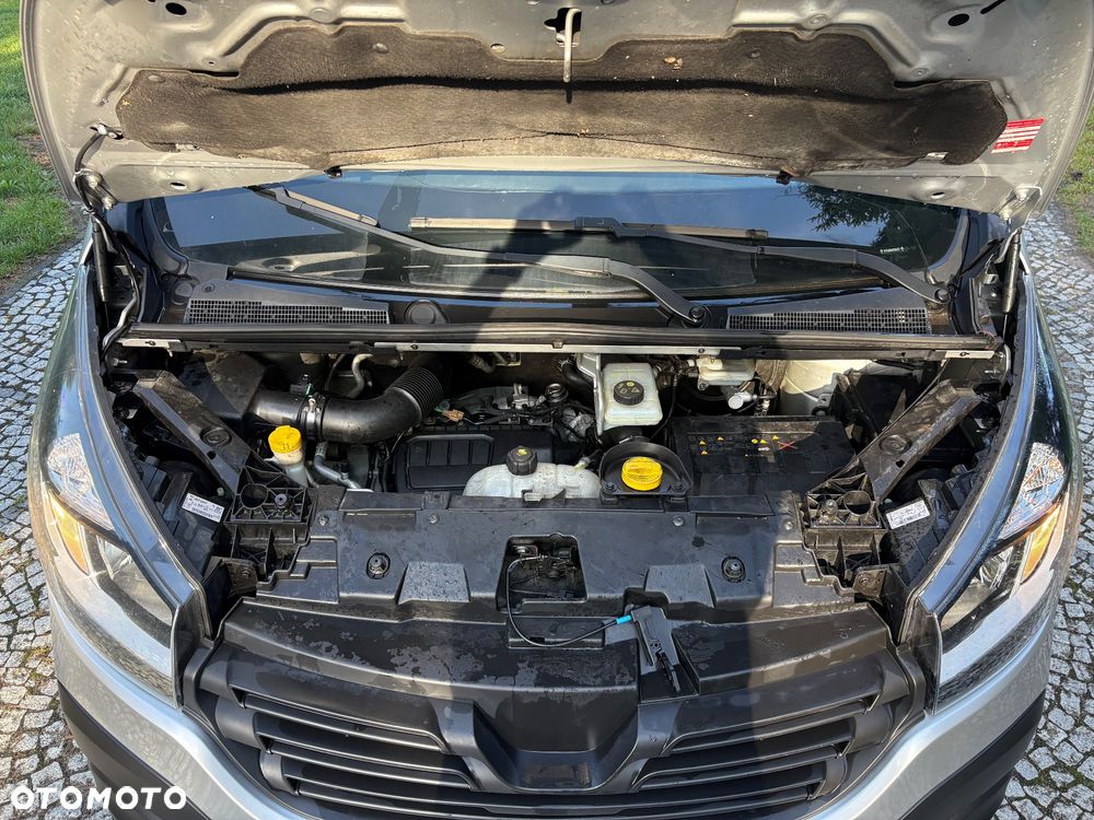 Renault Trafic - 9