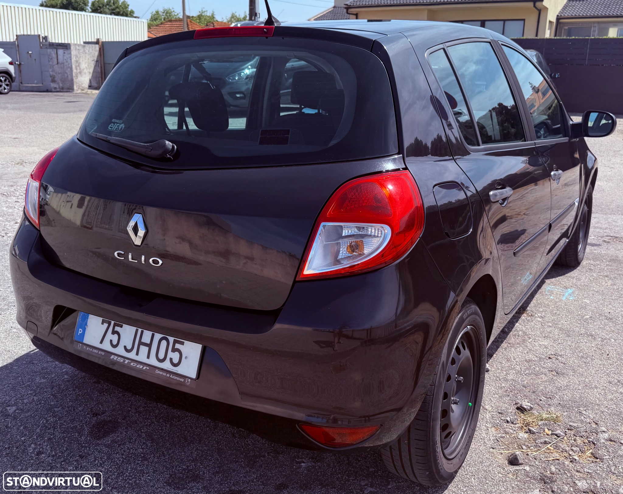 Renault Clio 1.2 16V Fairway - 11