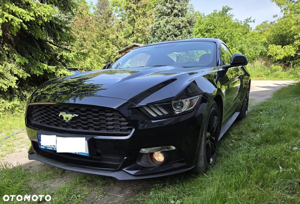 Ford Mustang - 2