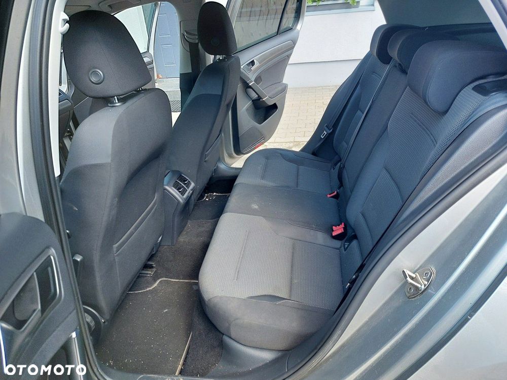 Volkswagen Golf - 13