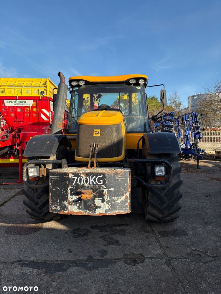 JCB 3200 - 4