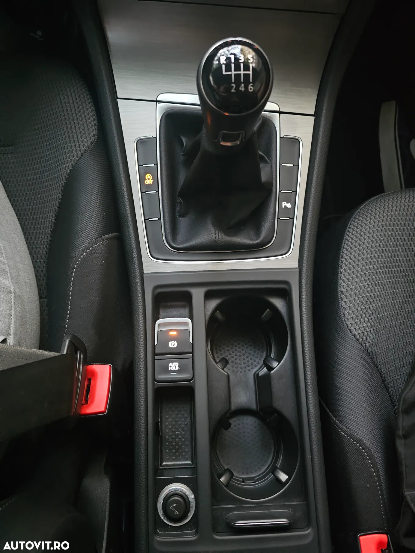 Volkswagen Golf - 11