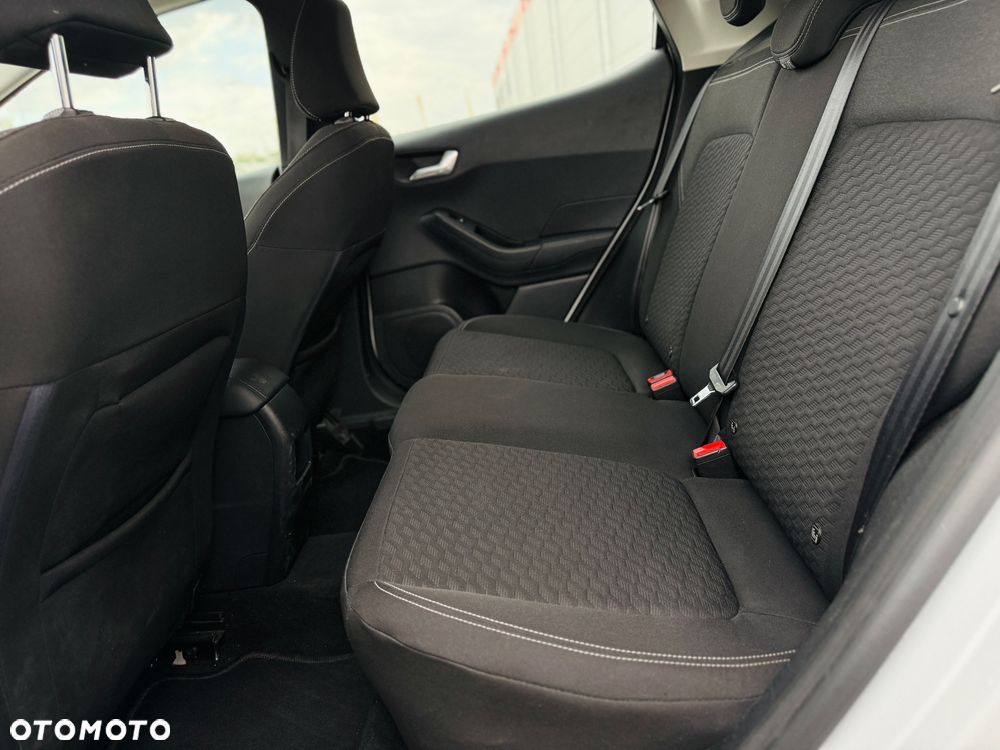 Ford Fiesta 1.0 EcoBoost Hybrid S&S TITANIUM - 10