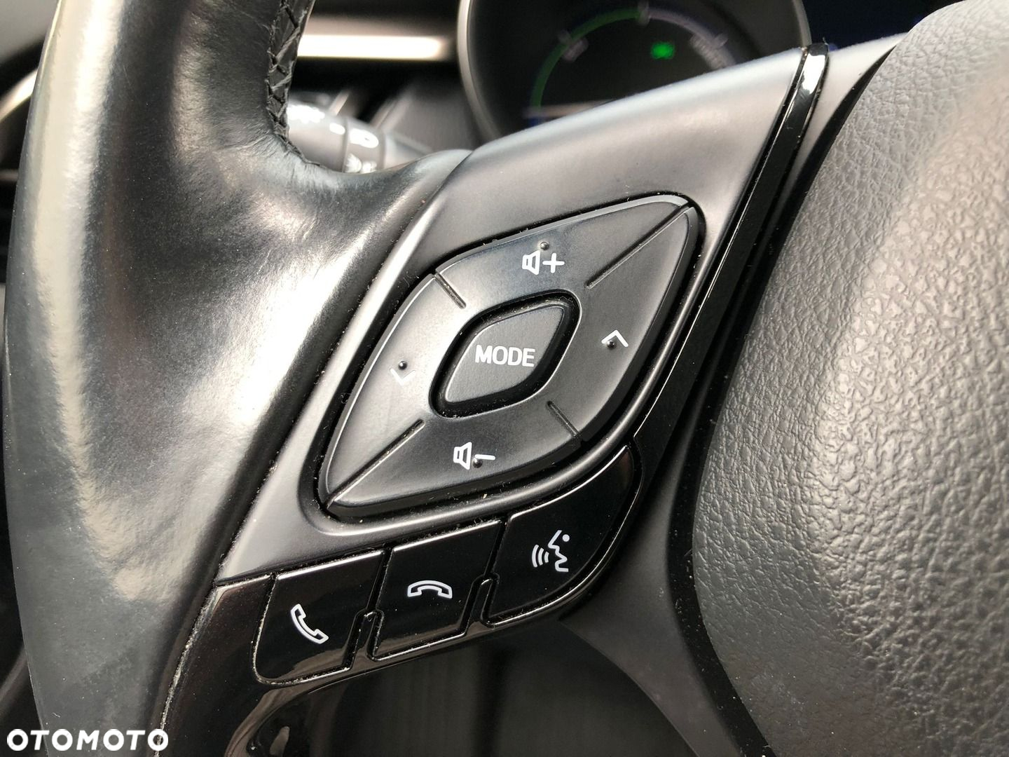 Toyota C-HR 1.8 Hybrid Prestige - 23