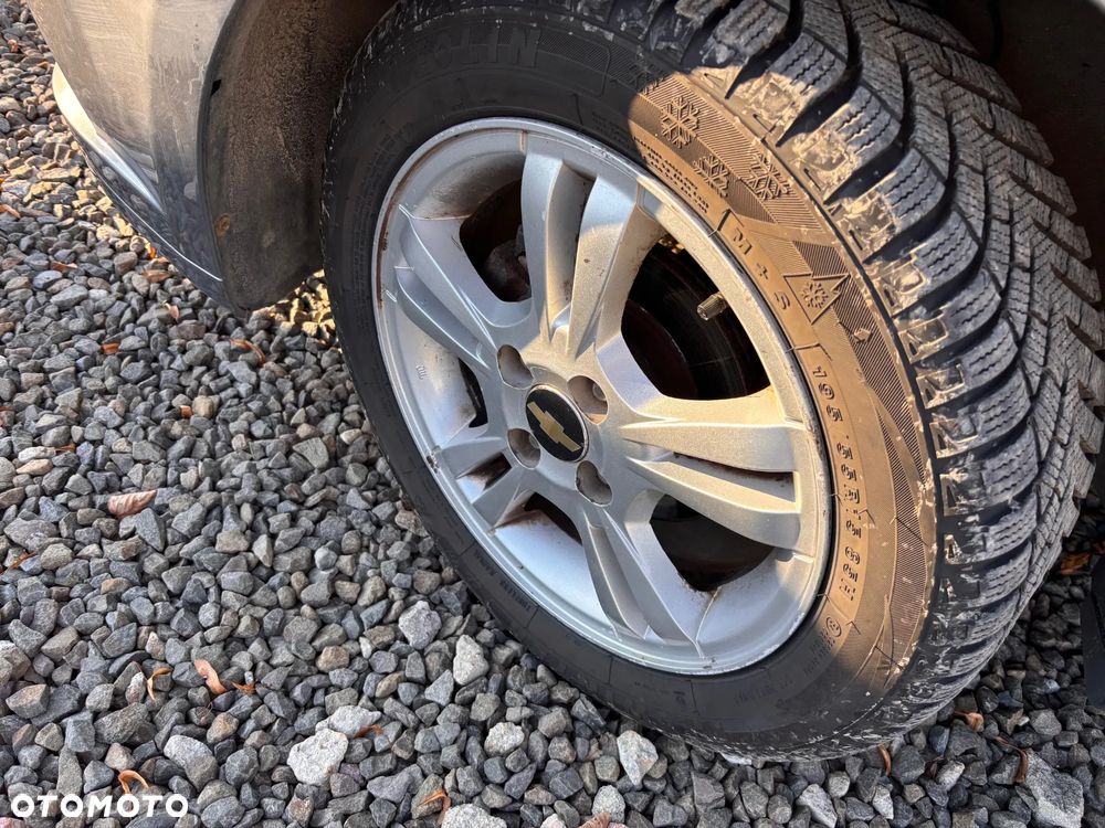 Chevrolet Aveo 1.4 LT - 14