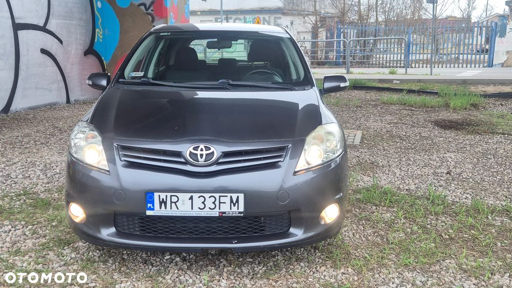 Toyota Auris 1.6 Sol - 3