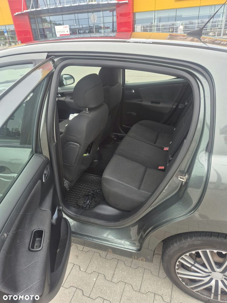 Peugeot 207 2007 photo 5