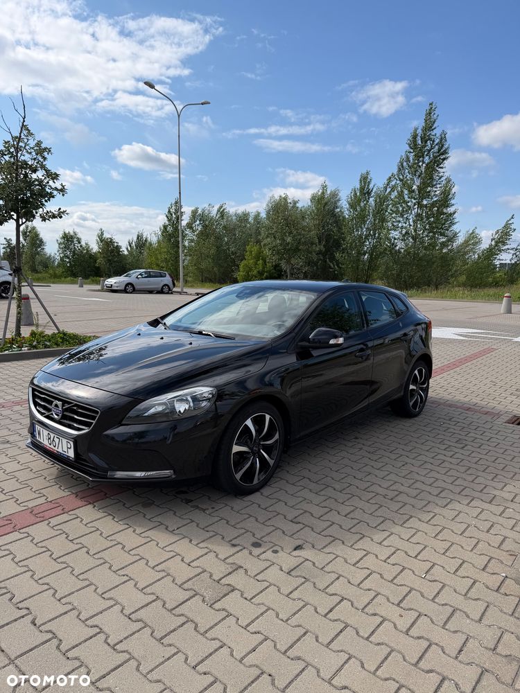 Volvo V40 T2 - 2