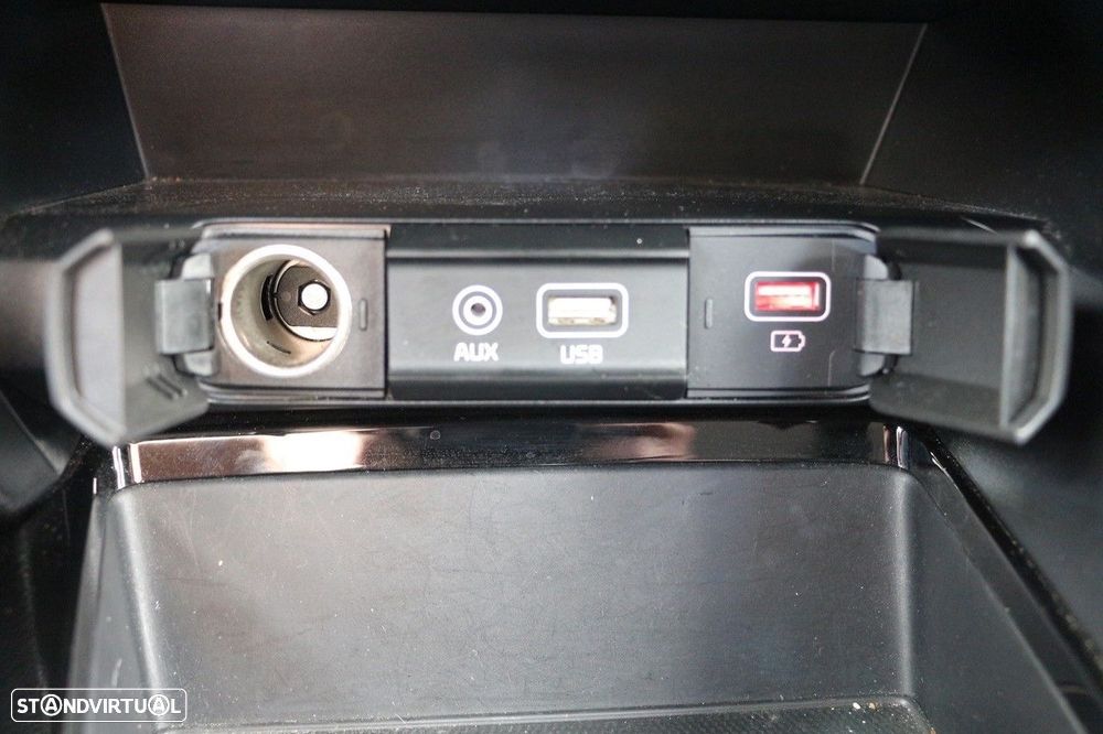 Kia Ceed 1.4 T-GDI TX+SRF 7DCT - 39