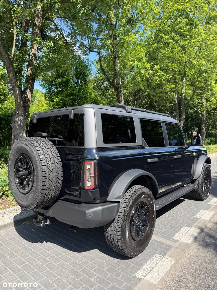 Ford Bronco - 7