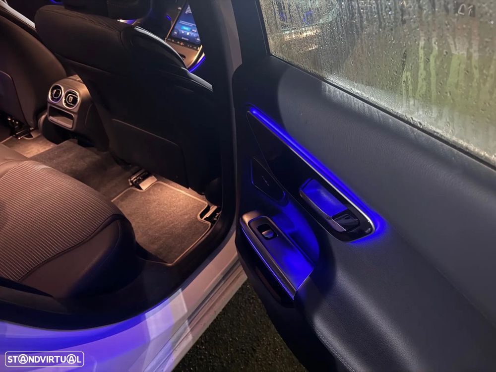 Mercedes-Benz C 200 d Avantgarde - 23