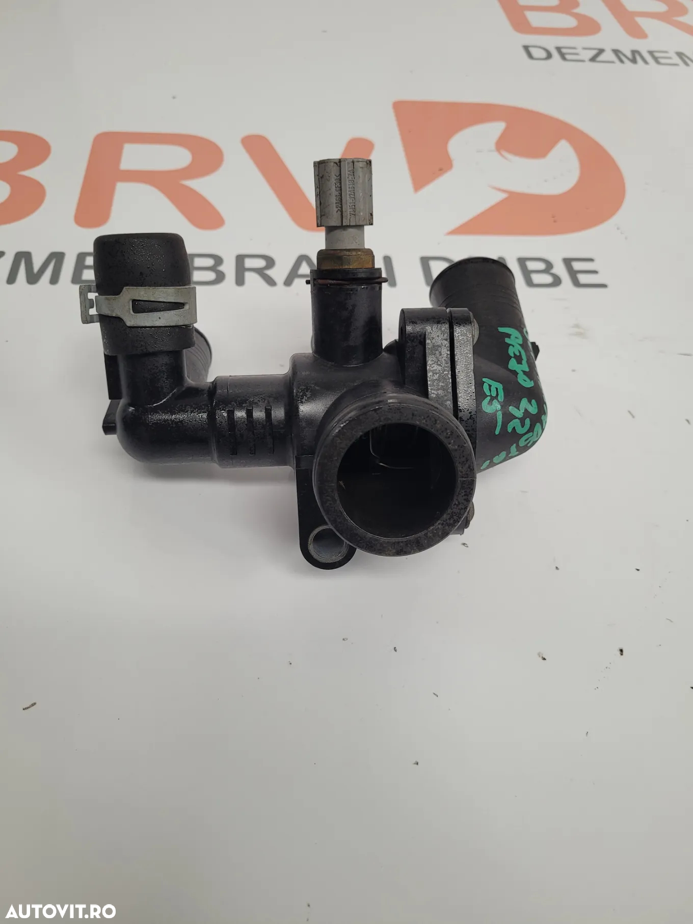 Suport termostat pentru Peugeot Boxer / Citroen Jumper / Fiat Ducato 2,2  / 2.3 motorizare 125kw-170ps Euro 5 - 2