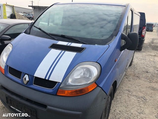 Dezmembrez Renault Trafic 1,9 diesel 100dci - 3