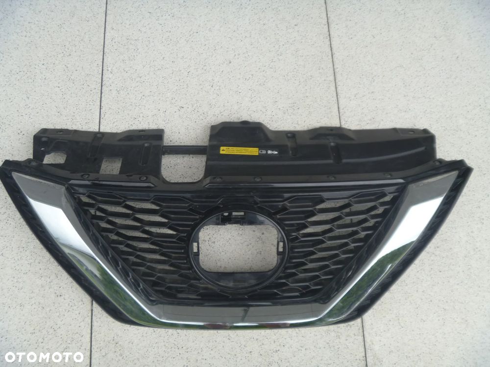 NISSAN QASHQAI II J11 LIFT 2016 ATRAPA ZDERZAKA ORYGINAŁ POD RADAR 62310-HV3 - 1