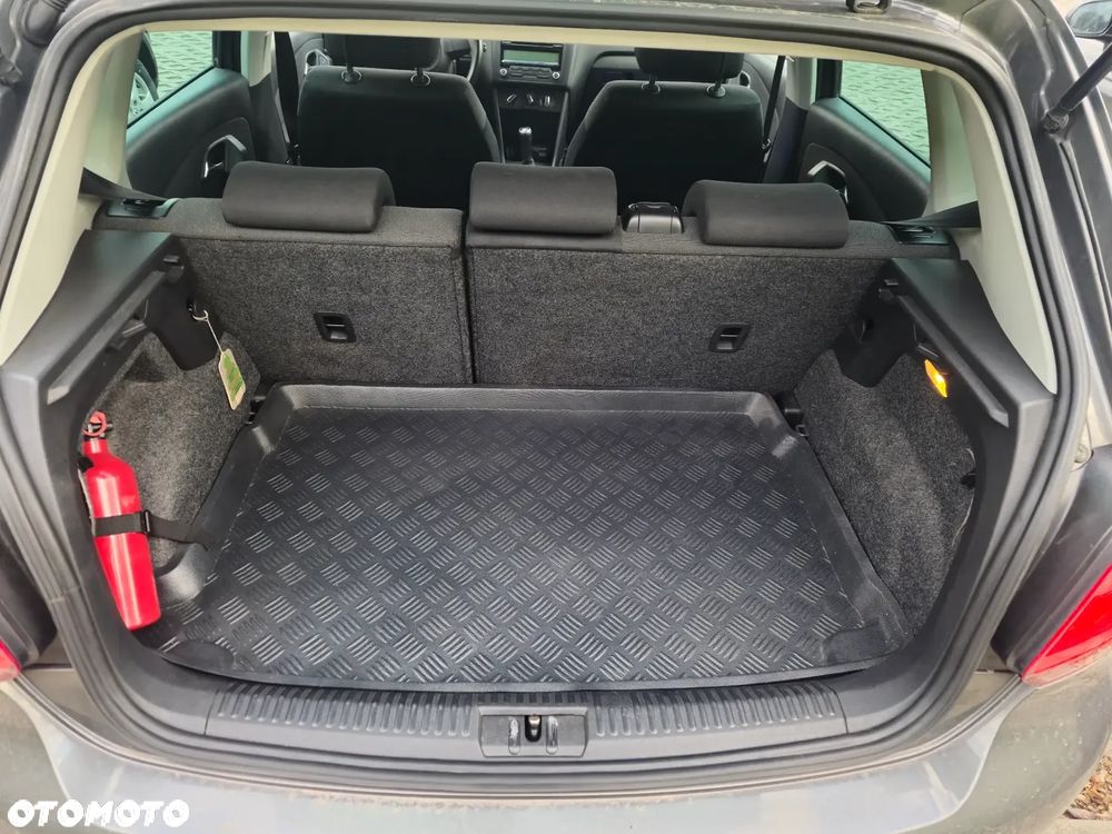 Volkswagen Polo 1.2 Comfortline - 28